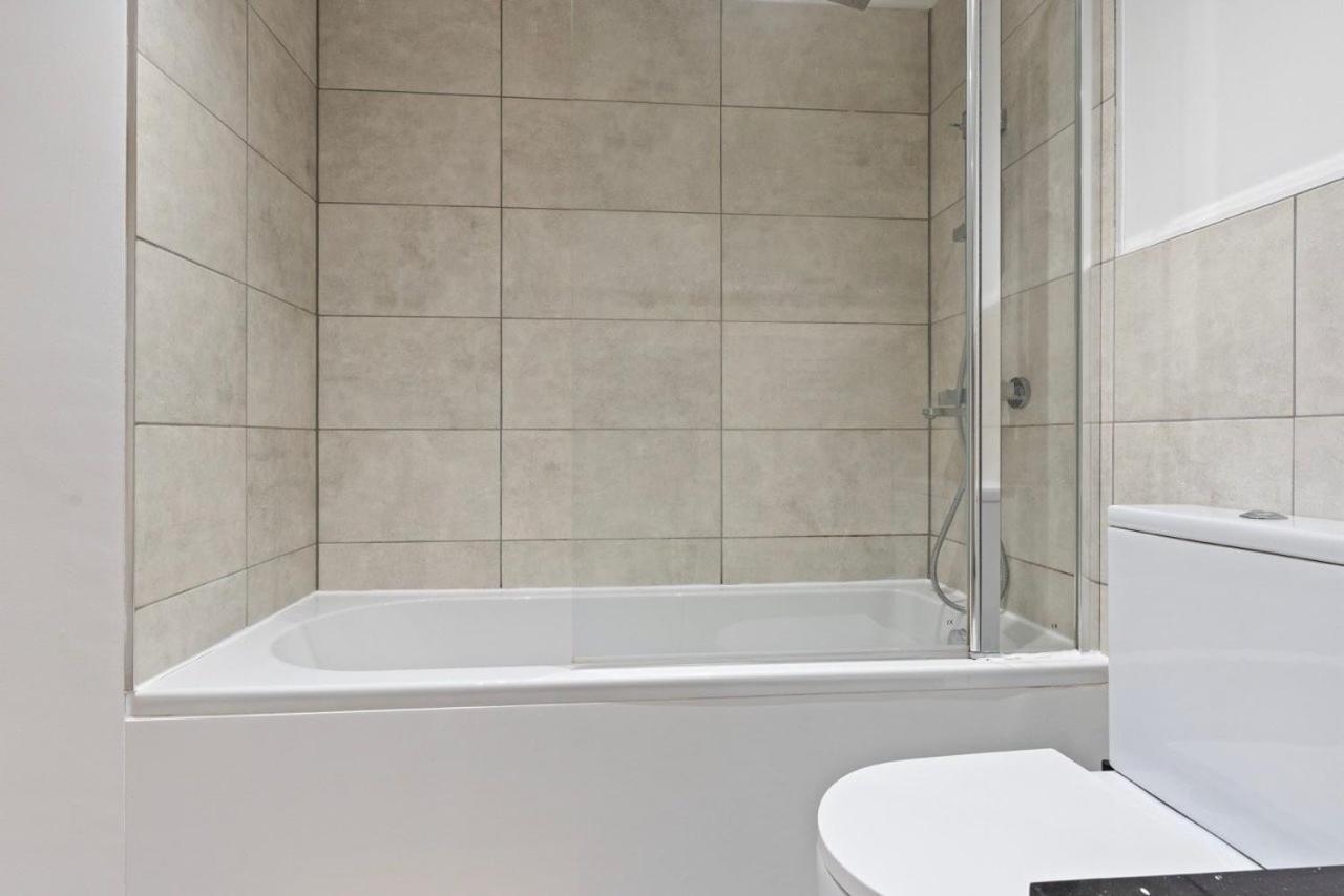3 Bed Central Apt In Jewellery Quarter Apartment *