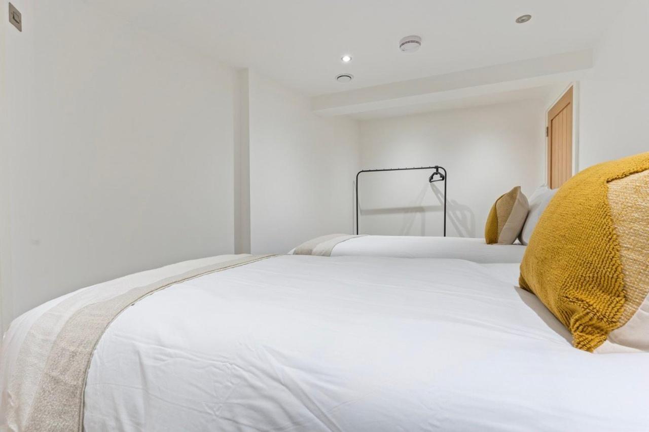 3 Bed Central Apt In Jewellery Quarter Apartment