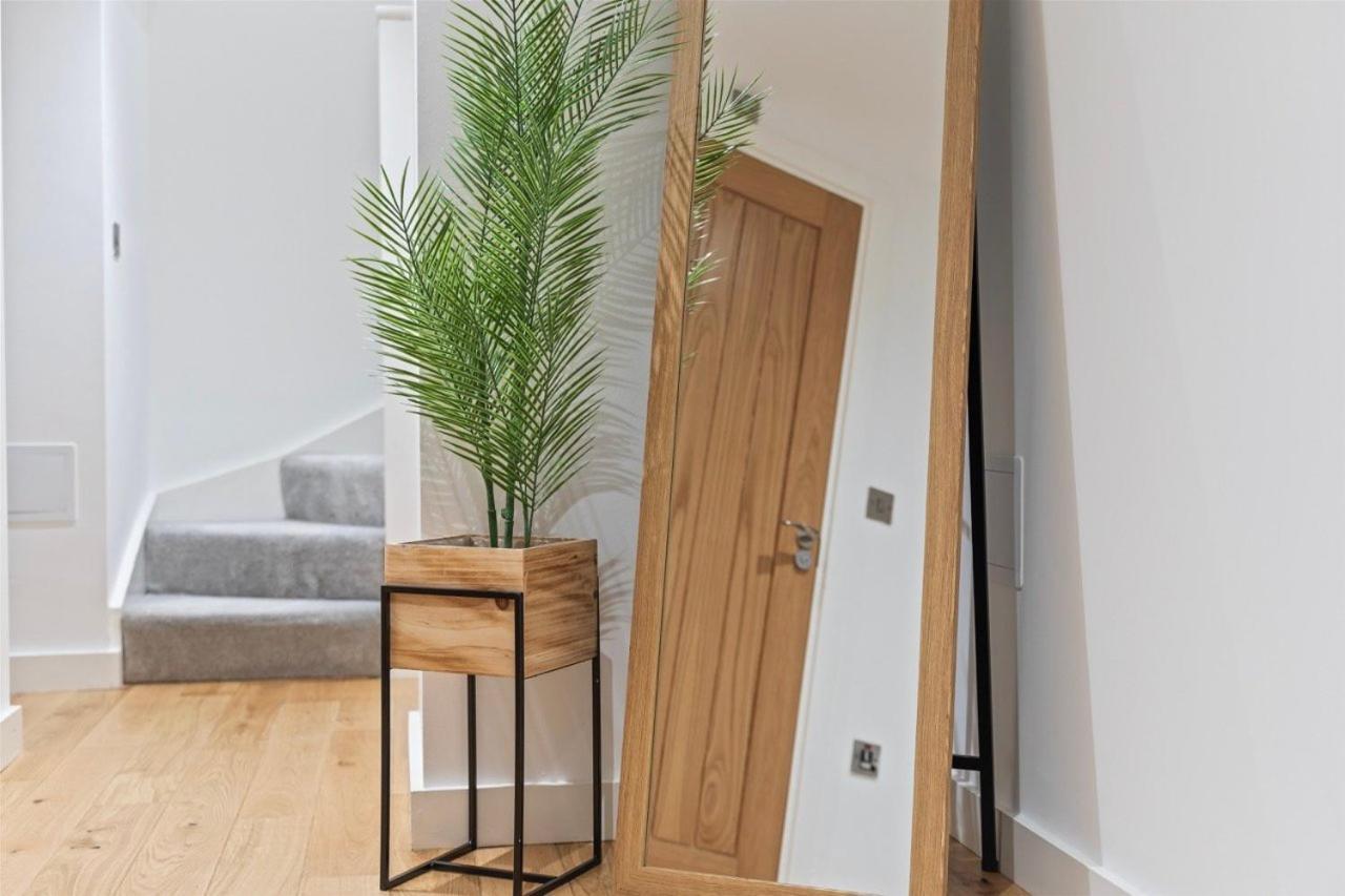 3 Bed Central Apt In Jewellery Quarter *